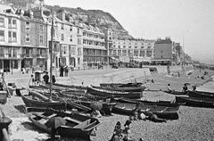 Beach-at-Breeds-Place.-1912.